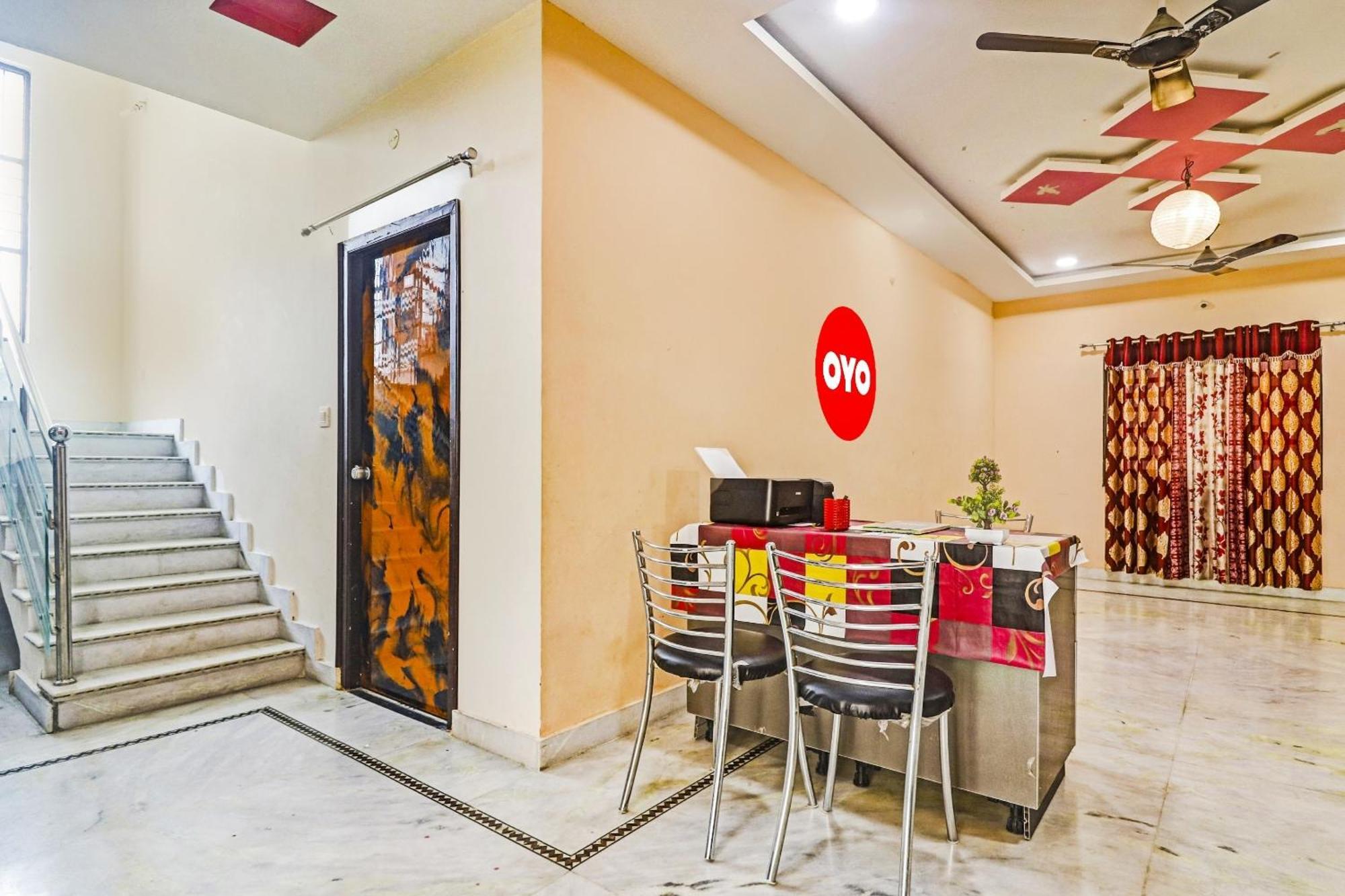Hotel O Royal Stay Near Mantra Mall Haidar Sahibguda Екстер'єр фото